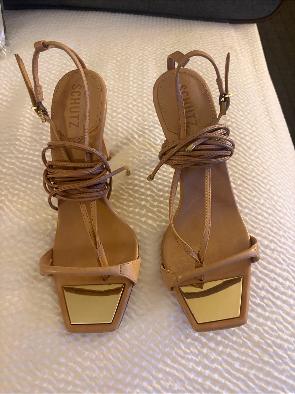 Schutz Strappy scandals Beige Size 8-